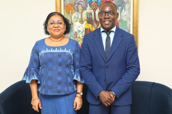 Audience avec SEM Véronique TOGNIFODE, Ministre des Affaires Sociales et de la Microfinance du Bénin